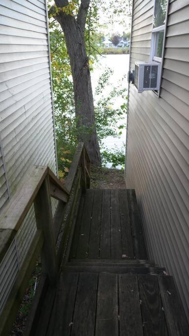 Queen Bed Beautiful Sunset W River View Fast Wifi Apartamento Troy Exterior foto